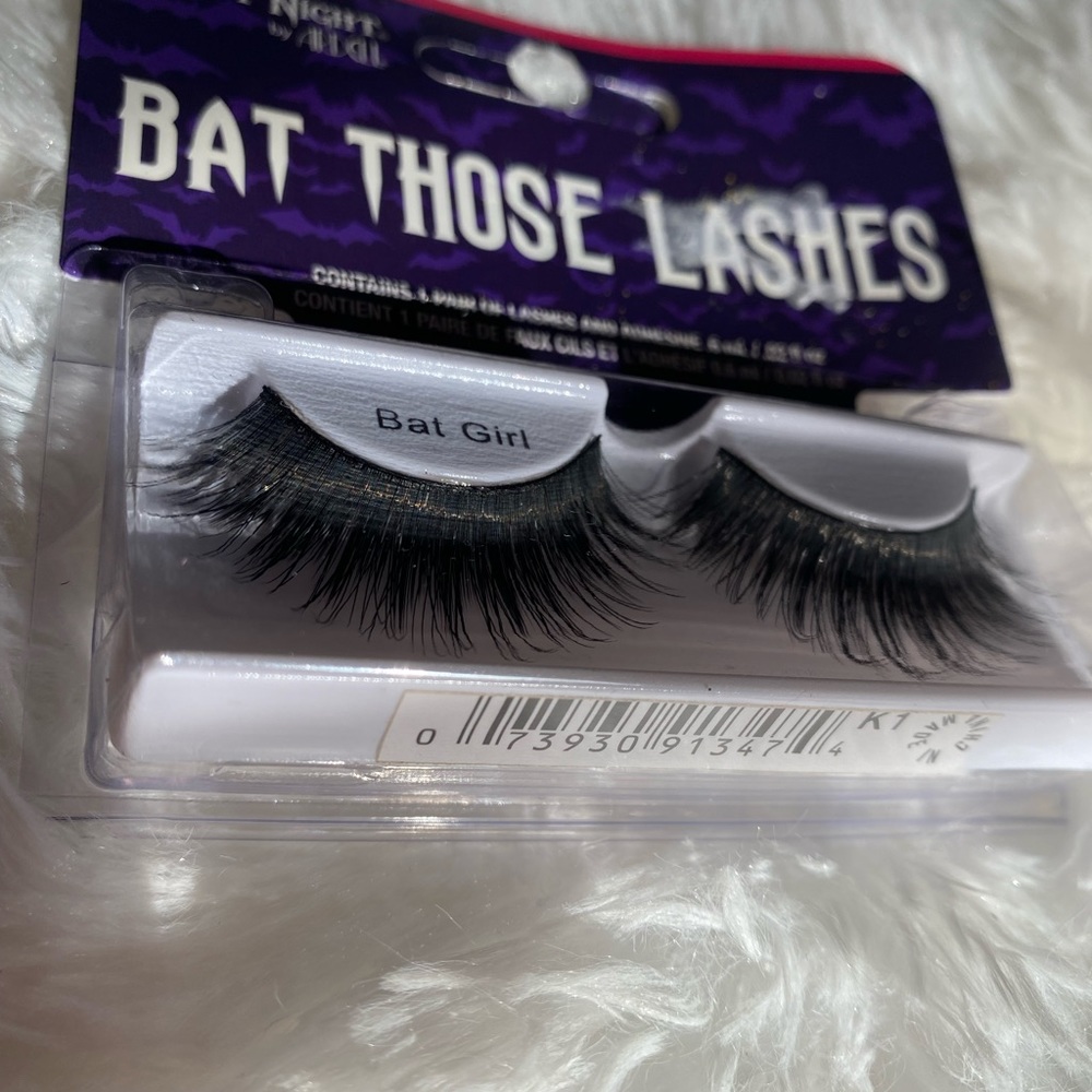 Fright Night by Ardell “Bat Those Lashes” “Bat Girl” 🦇